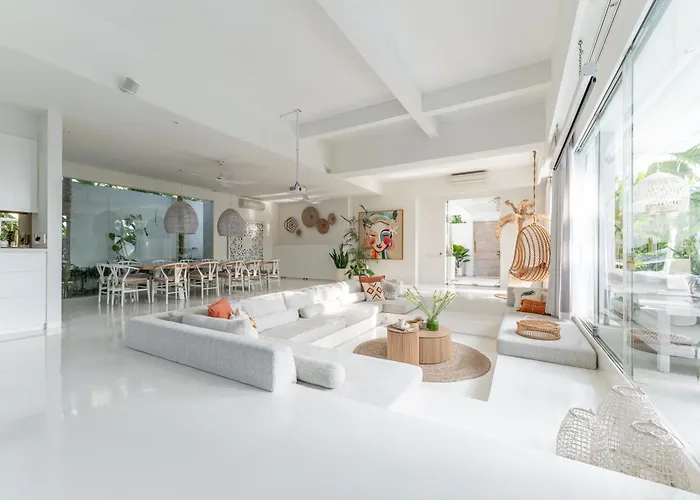 Villa Luja By Goro *